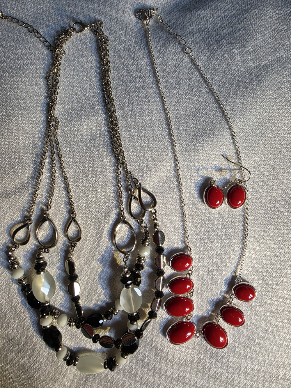 Ste Of 2 Fashion Necklaces